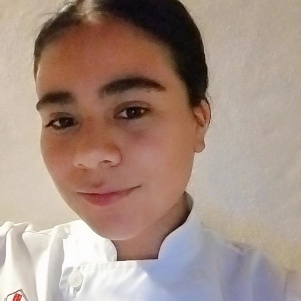 Chantal Reyes | Gronda